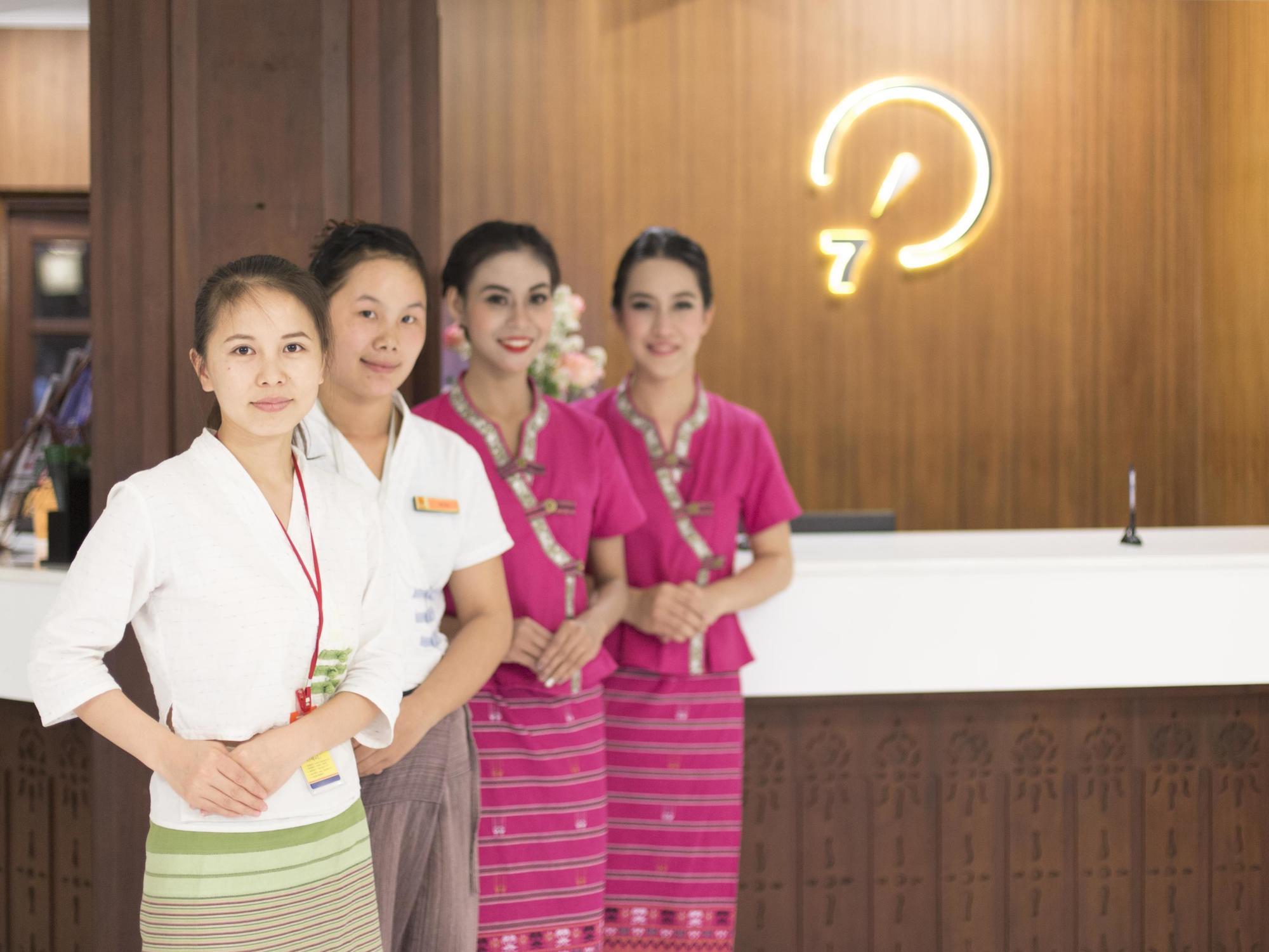 Chiang Roi 7 Days Inn Chiang Mai Ngoại thất bức ảnh