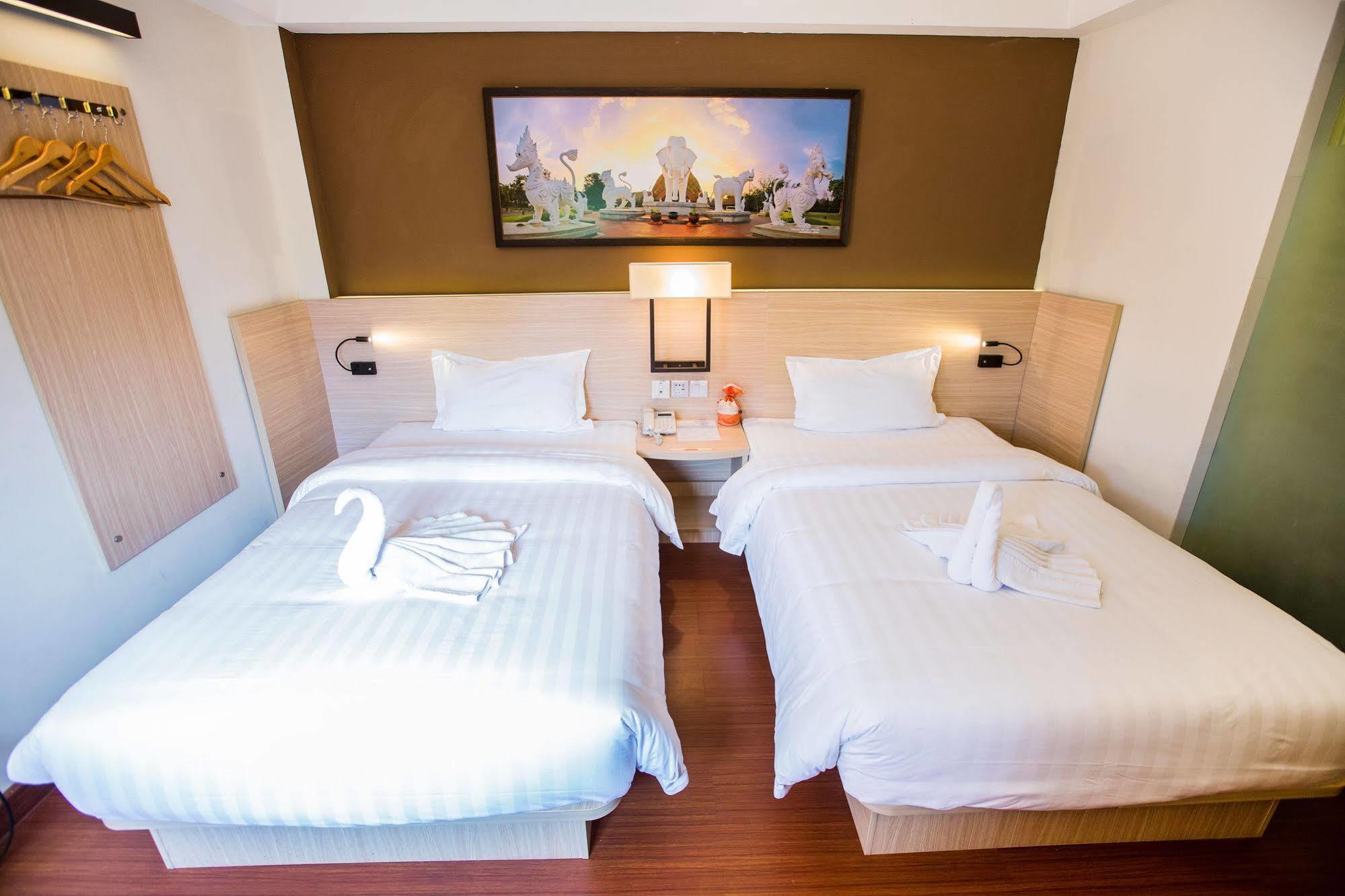 Chiang Roi 7 Days Inn Chiang Mai Ngoại thất bức ảnh