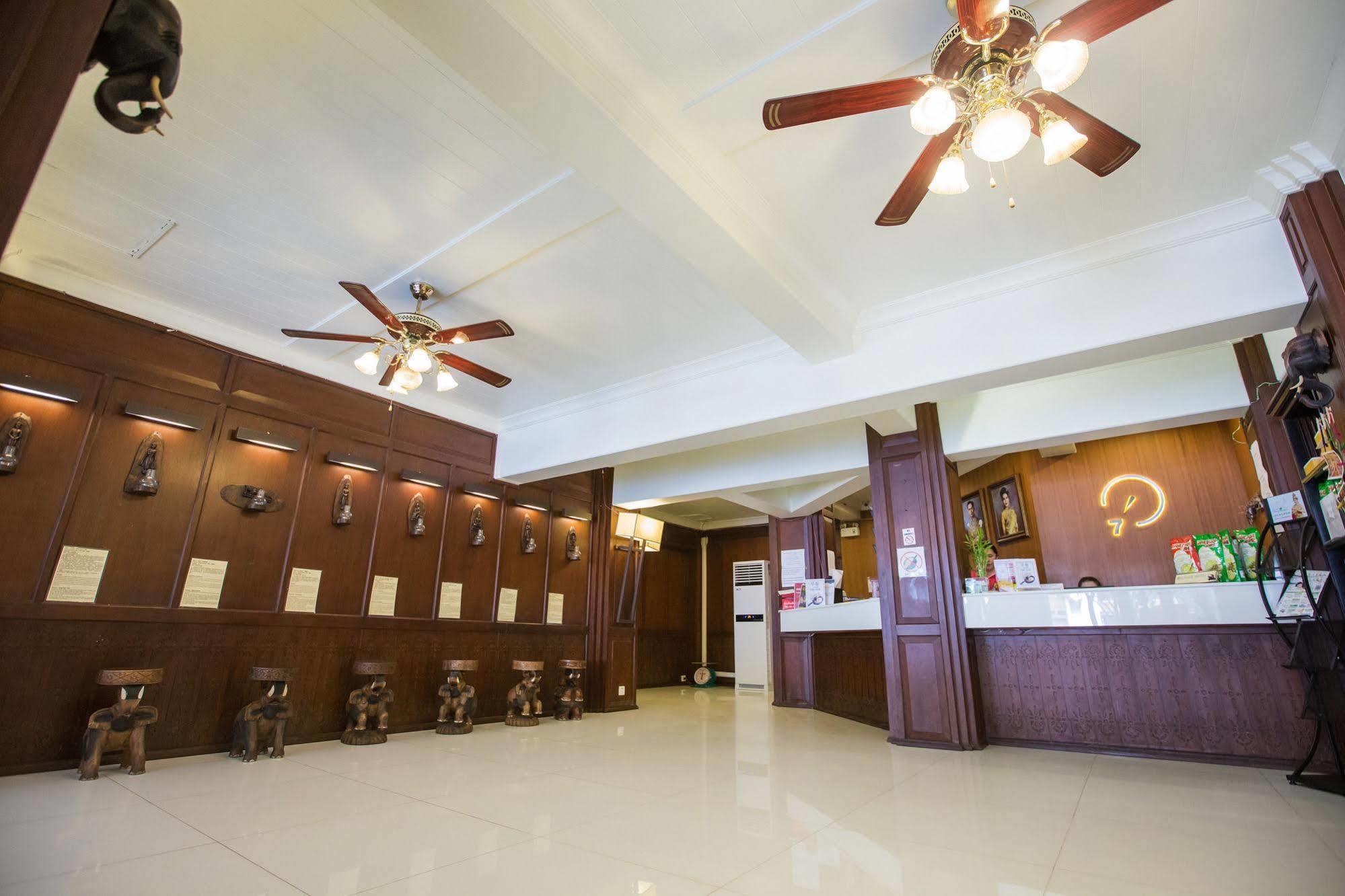 Chiang Roi 7 Days Inn Chiang Mai Ngoại thất bức ảnh
