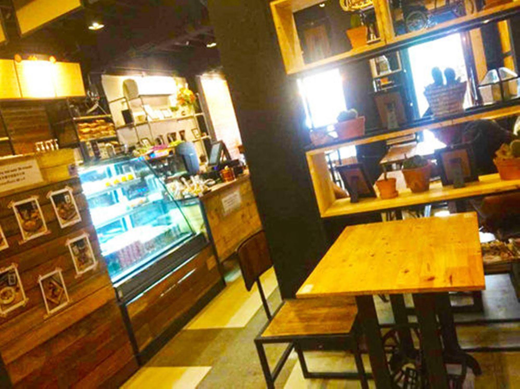 Chiang Roi 7 Days Inn Chiang Mai Ngoại thất bức ảnh